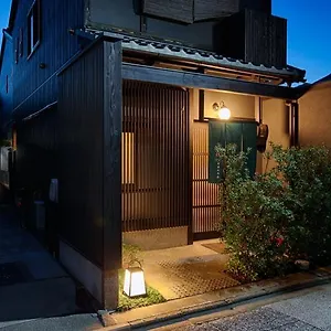 Guest house Ayanishiki Shimabara-omon Residence【京都 Ayanishiki 島原大門邸】
